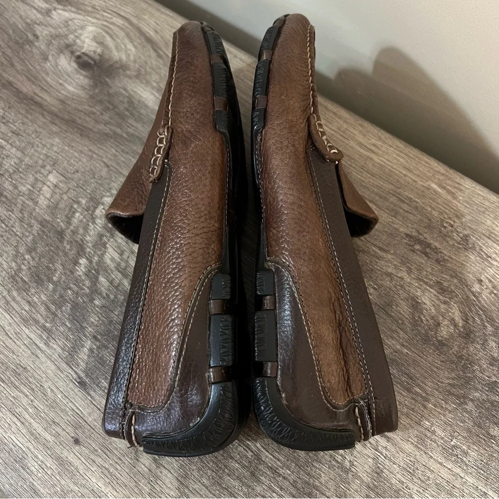 GBX babalu textured Brown leather loafers brown Men’s sz 9 Driving Mocs Slip On